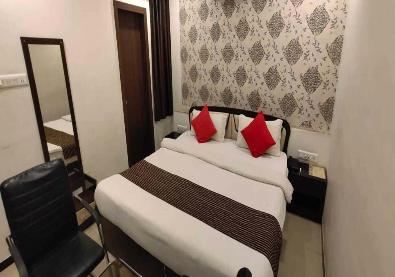 Hotel Swagatam Inn Rajkot Eksteriør bilde